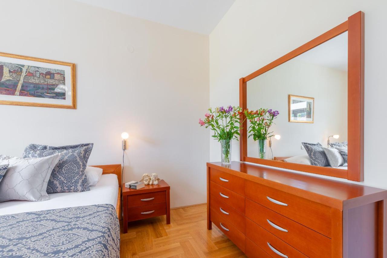 Superior Stunning Apartment Gravosa With A Free Parking Dubrownik Zewnętrze zdjęcie